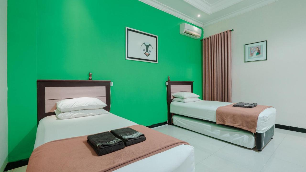 Cabin Hotel Sutomo Yogyakarta Eksteriør billede