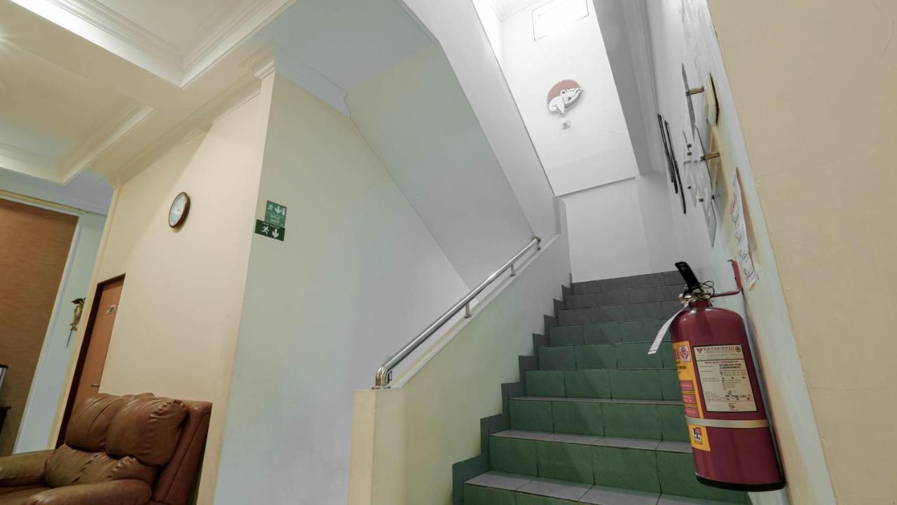 Cabin Hotel Sutomo Yogyakarta Eksteriør billede