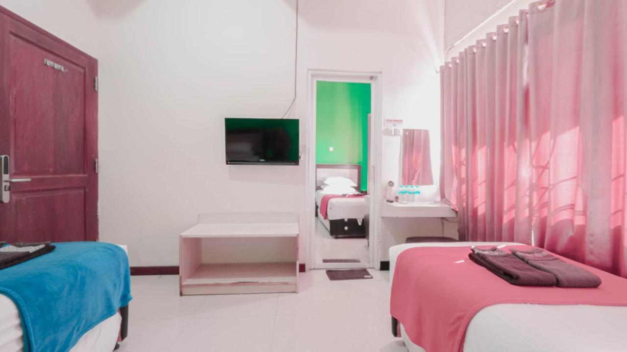 Cabin Hotel Sutomo Yogyakarta Eksteriør billede