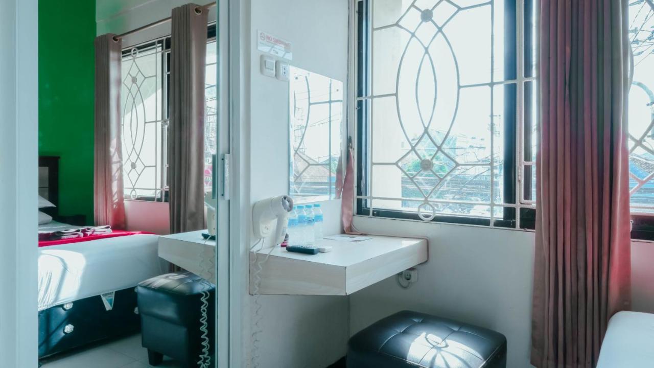 Cabin Hotel Sutomo Yogyakarta Eksteriør billede