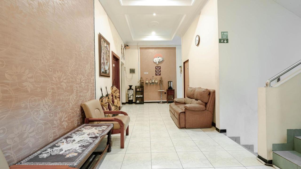 Cabin Hotel Sutomo Yogyakarta Eksteriør billede