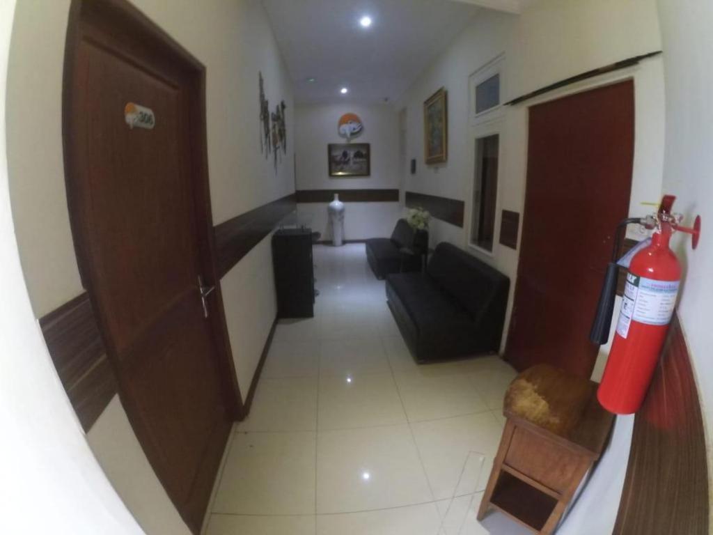 Cabin Hotel Sutomo Yogyakarta Eksteriør billede