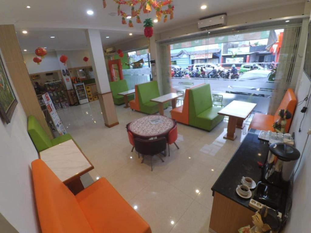 Cabin Hotel Sutomo Yogyakarta Eksteriør billede