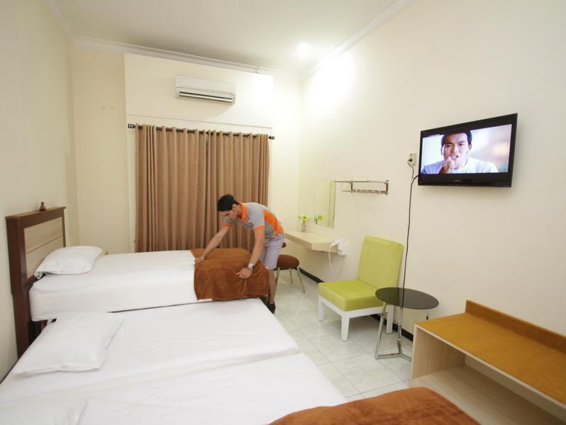 Cabin Hotel Sutomo Yogyakarta Eksteriør billede