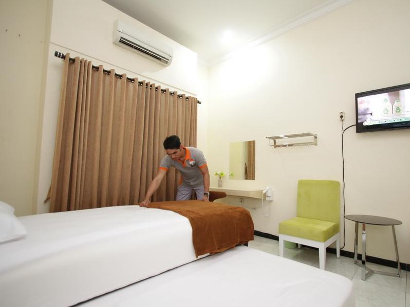 Cabin Hotel Sutomo Yogyakarta Eksteriør billede