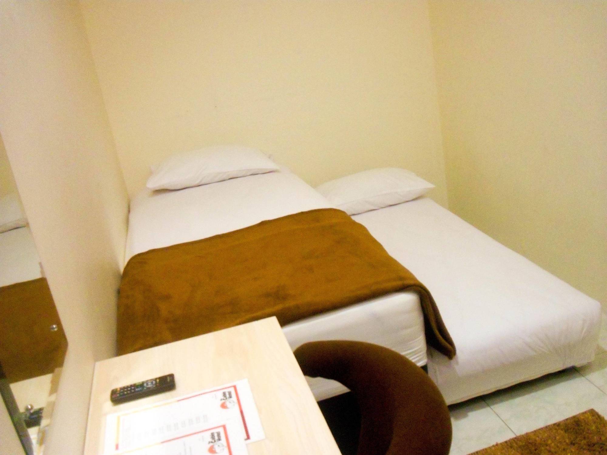 Cabin Hotel Sutomo Yogyakarta Eksteriør billede