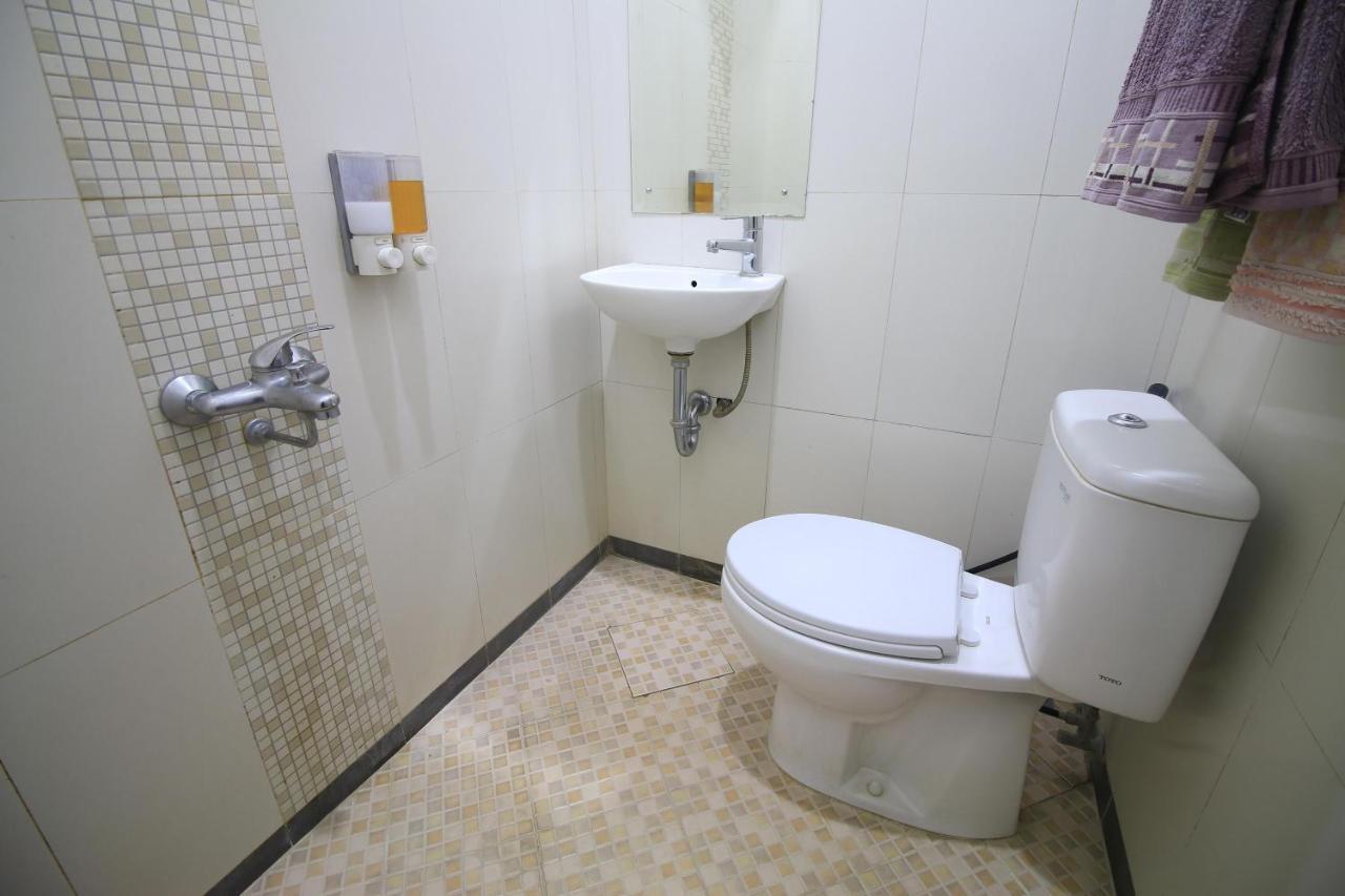 Cabin Hotel Sutomo Yogyakarta Eksteriør billede